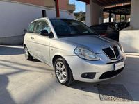 Usata Lancia Ypsilon 77 CV (56 kW) 2011 Argento Utilitaria