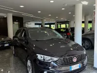 Usata Fiat Tipo Lounge 120 CV (88 kW) 2016 Nero Station wagon
