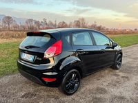 Usata Ford Fiesta 80 CV (58 kW) 2016 Nero Berlina