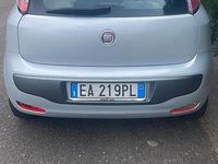 Usata Fiat Grande Punto 75 CV (55 kW) 2010 Grigio Utilitaria