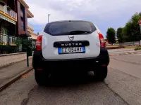 Usata Dacia Duster Ambiance 90 CV (66 kW) 2015 Bianco SUV