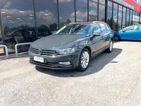 Usata VW Passat Business 122 CV (89 kW) 2021 Grigio Station wagon