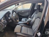 Usata Mercedes GLA180 Business 109 CV (80 kW) 2017 Nero SUV