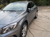 Usata Mercedes GLA200 136 CV (100 kW) 2015 Grigio SUV