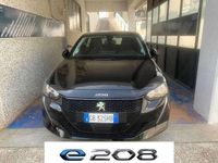 Usata Peugeot e-208 Allure 56 kW (77 CV) 2020 Nero Utilitaria