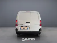 Usata Citroën Berlingo 131 CV (96 kW) 2025 Kaolin white Monovolume