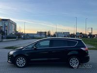 Usata Ford S-MAX Vignale 150 CV (110 kW) 2016 Nero Monovolume