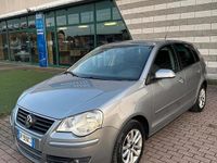 Usata VW Polo Comfortline 70 CV (51 kW) 2008 Grigio Berlina
