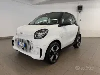Usata Smart ForTwo Electric Drive Passion 41 kW (56 CV) 2020 Bianco Berlina