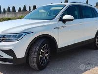 Usata VW Tiguan Life 150 CV (110 kW) 2022 Bianco SUV