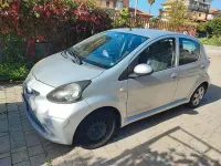 Usata Toyota Aygo 67 CV (49 kW) 2007 Grigio Utilitaria