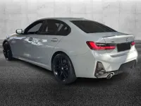Usata BMW 330 M Sport 286 CV (210 kW) 2025 Grigio Berlina