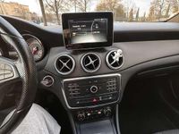 Usata Mercedes CLA200 136 CV (100 kW) 2015 Berlina