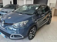Usata Renault Captur 90 CV (66 kW) 2015 Bluazzurro SUV