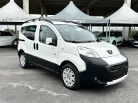 Usata Peugeot Bipper 75 CV (55 kW) 2012 Bianco Monovolume