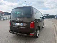 Usata VW Caravelle 150 CV (110 kW) 2017 Furgone