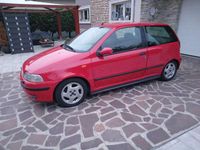 Usata Fiat Punto 133 CV (97 kW) 1994 Rosso Berlina