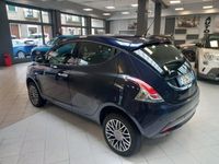 usata Lancia Ypsilon 0.9 TwinAir 85 CV 5 porte Metano Ecochic Unyca