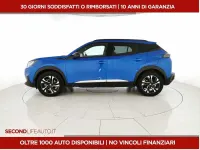 Usata Peugeot e-2008 Allure 100 kW (136 CV) 2022 Blu SUV