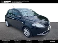 Usata Lancia Ypsilon Gold 69 CV (50 kW) 2017 Nero Utilitaria