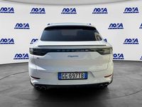 Usata Porsche Cayenne Coupe 340 CV (250 kW) 2021 Bianco SUV