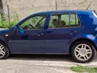 Usata VW Golf IV 116 CV (85 kW) 2000 Bluazzurro Berlina