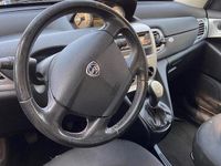 Usata Lancia Ypsilon 75 CV (55 kW) 2011 Bianco Utilitaria