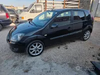 Usata Ford Fiesta 68 CV (50 kW) 2007 Utilitaria