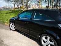 Usata Opel Astra GTC 120 CV (88 kW) 2006 Nero