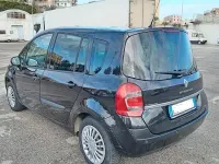 Usata Renault Modus 88 CV (64 kW) 2011 Nero Monovolume