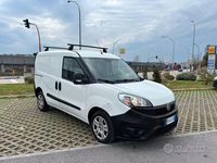 Usata Fiat Doblò 90 CV (66 kW) 2016 Bianco Monovolume