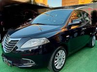 Usata Lancia Ypsilon 69 CV (50 kW) 2014 Nero Utilitaria