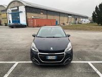 Usata Peugeot 208 Active 82 CV (60 kW) 2017 Grigio Utilitaria