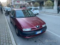 Usata Alfa Romeo 146 103 CV (75 kW) 1997 Rosso Utilitaria