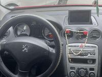 Begagnad Peugeot 308 120 HK (88 kW) 2009 Röd Sedan