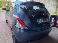 Usata Lancia Ypsilon Silver 69 CV (50 kW) 2023 Bluazzurro Utilitaria
