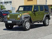 Usata Jeep Wrangler Unlimited Rubicon 177 CV (130 kW) 2007 Grigio SUV
