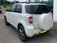 Usata Daihatsu Terios 102 CV (75 kW) 2011 Bianco SUV
