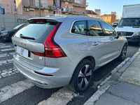 Usata Volvo XC60 Plus 253 CV (186 kW) 2023 Silver dawn metallizzato SUV