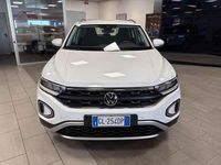 Usata VW T-Roc Life 110 CV (80 kW) 2023 Bianco pastello SUV
