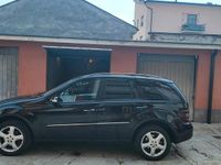 Usata Mercedes ML320 224 CV (164 kW) 2005 Nero SUV