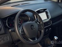 Second-hand Renault Clio IV LIMITED 75 CP (55 kW) 2018 Alb Berlinǎ
