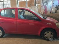 Usata Toyota Yaris 2000 Utilitaria