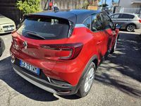 Usata Renault Captur 116 CV (85 kW) 2020 Rosso SUV