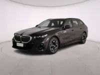 Usata BMW 540 M Sport 303 CV (222 kW) 2025 Sophisto grey Station wagon
