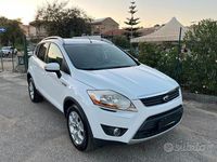 Usata Ford Kuga 136 CV (100 kW) 2010 Bianco SUV