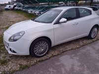 Usata Alfa Romeo Giulietta Exclusive 150 CV (110 kW) 2015 Bianco Utilitaria