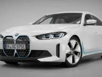 Usata BMW i4 Sport Line 105 kW (143 CV) 2024 Argento Berlina
