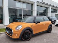 Usata Mini ONE 75 CV (55 kW) 2015 Arancione Utilitaria