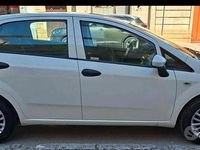 Usata Fiat Punto Street 69 CV (50 kW) 2016 Utilitaria